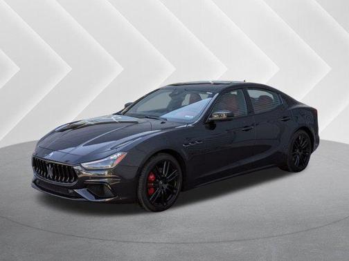 2023 Maserati Ghibli Modena Q4
