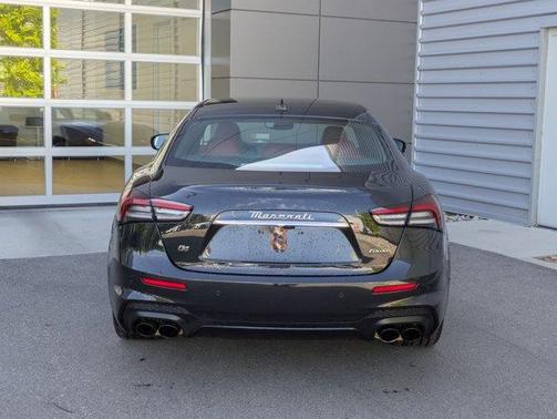 2023 Maserati Ghibli Modena Q4