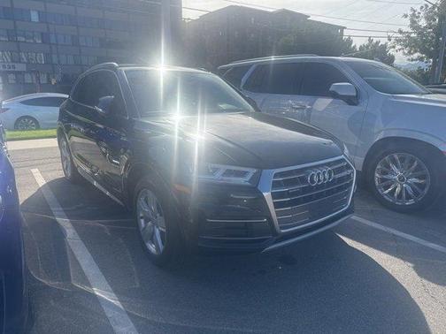 2018 Audi Q5 2.0T Premium Plus
