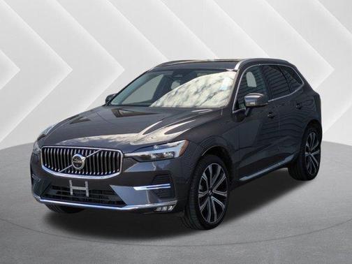 2023 Volvo XC60 B5 Ultimate Bright Theme