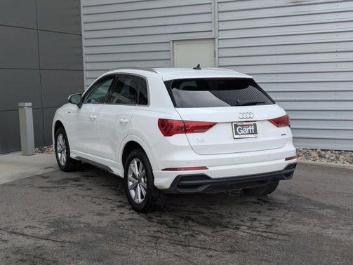 2023 Audi Q3 45 S line Premium