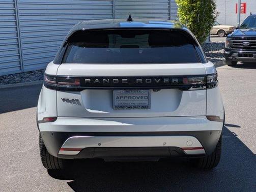 Fuji White 2026 Land Rover Range Rover Velar S