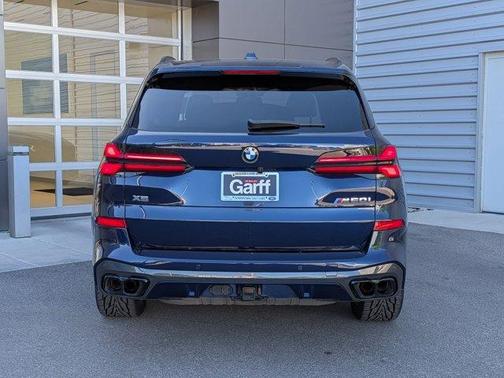 Tanzanite Blue II Metallic 2025 BMW X5 M60i