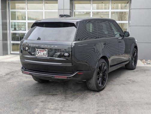2023 Land Rover Range Rover P400 SE