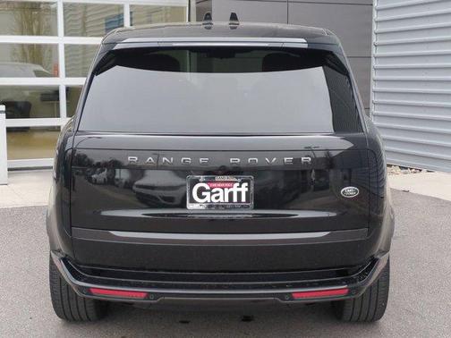 2023 Land Rover Range Rover P400 SE