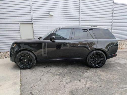 2023 Land Rover Range Rover P400 SE