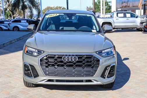 2024 Audi Q5 45 S line quattro Premium
