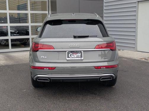 2024 Audi Q5 45 S line quattro Premium