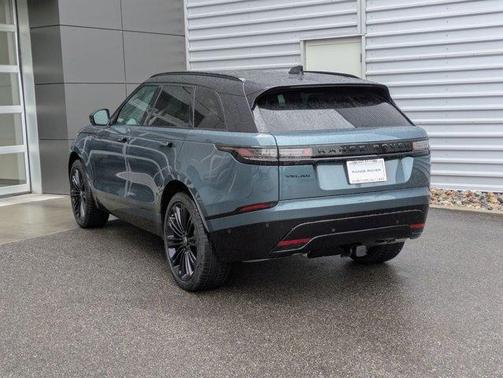 2026 Land Rover Range Rover Velar P250 Dynamic SE