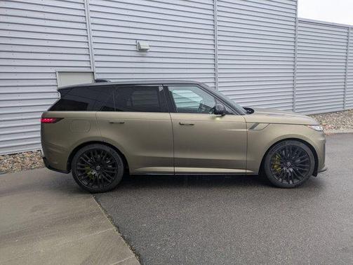 2024 Land Rover Range Rover Sport SV Edition One Carbon Bronze