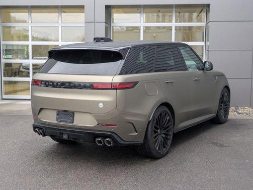 2024 Land Rover Range Rover Sport SV Edition One Carbon Bronze