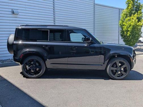 Santorini Black 2026 Land Rover Defender P400 X-Dynamic SE
