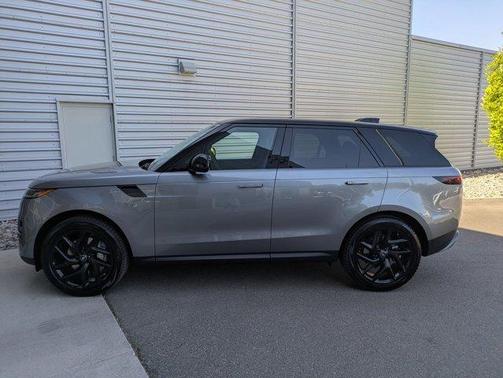 2025 Land Rover Range Rover Sport P360 SE