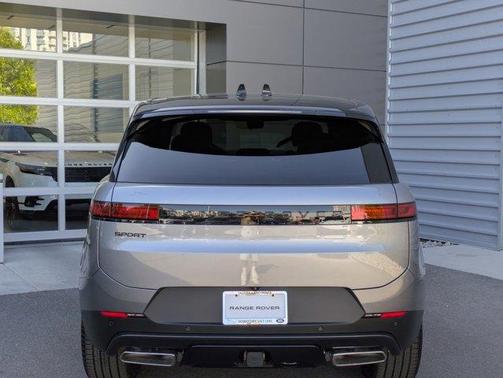 2025 Land Rover Range Rover Sport P360 SE