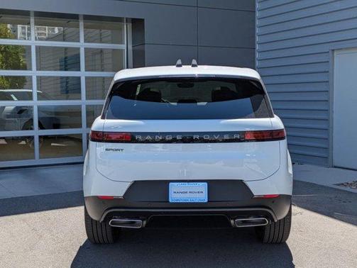 2025 Land Rover Range Rover Sport P360 SE