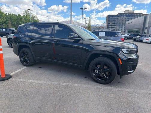 Diamond Black 2023 Jeep Grand Cherokee L Laredo