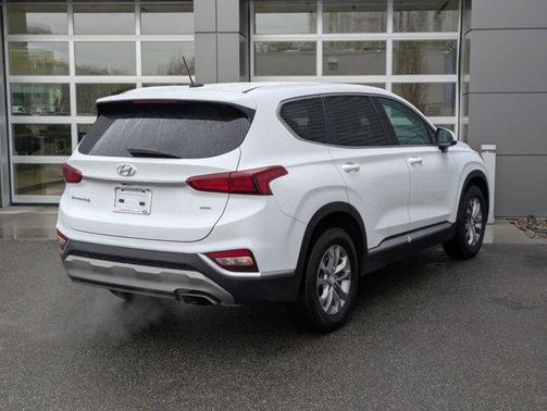 2019 Hyundai SANTA FE 2.4 SE