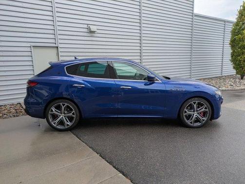 2023 Maserati Levante Modena