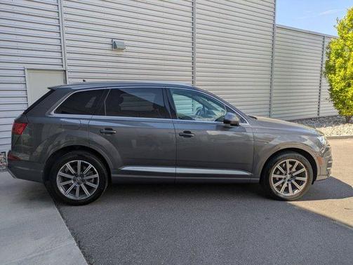 2018 Audi Q7 3.0T Premium Plus