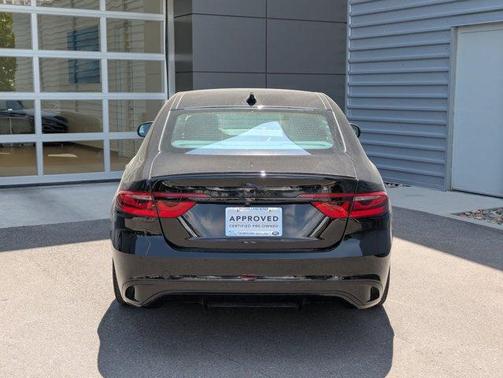 2024 Jaguar XF R-Dynamic SE