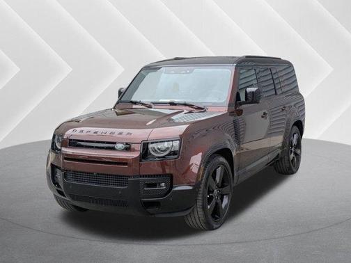 2025 Land Rover Defender P400 X-Dynamic SE