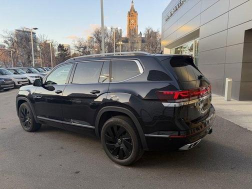 2024 Volkswagen Atlas 2.0T SEL Premium R-Line