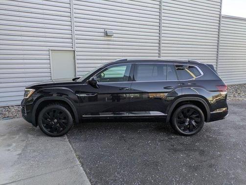 2024 Volkswagen Atlas 2.0T SEL Premium R-Line
