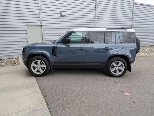 2025 Land Rover Defender P300