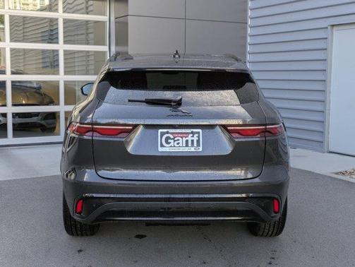 2025 Jaguar F-PACE P250 R-Dynamic S