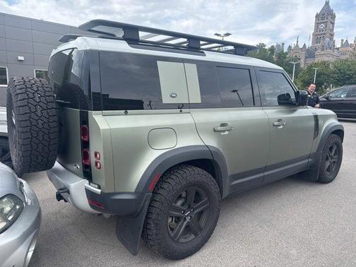 2020 Land Rover Defender 110 HSE
