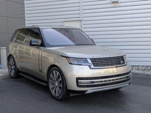 2023 Land Rover Range Rover P400 SE