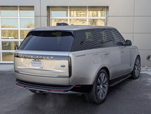 2023 Land Rover Range Rover P400 SE