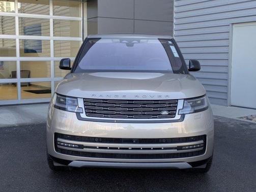 2023 Land Rover Range Rover P400 SE