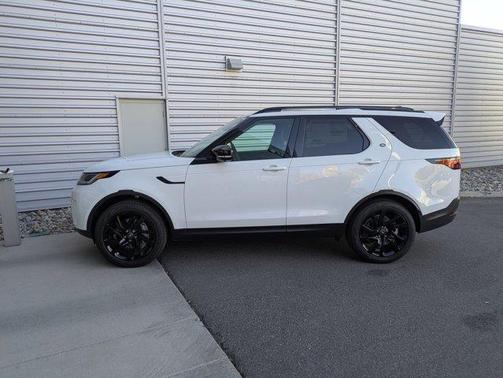 2025 Land Rover Discovery P300 S