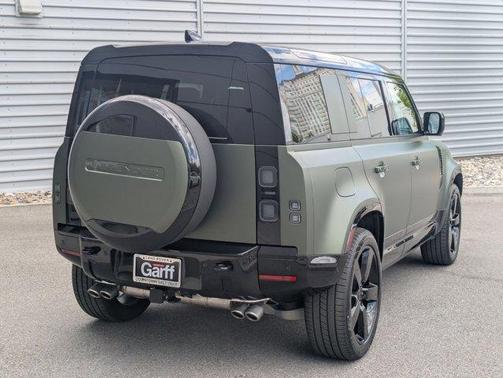 Woolstone Green 2026 Land Rover Defender P500 X-Dynamic SE