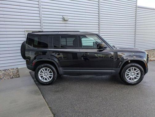 2025 Land Rover Defender P300