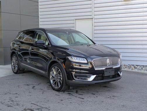 2020 Lincoln Nautilus Reserve