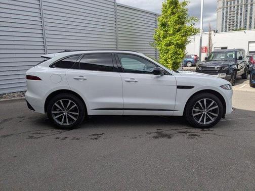 2024 Jaguar F-PACE P250 R-Dynamic S