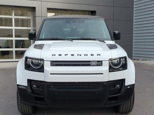 2026 Land Rover Defender P400 X-Dynamic SE