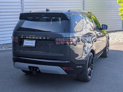 Carpathian Grey 2026 Land Rover Discovery GEMINI EDITION