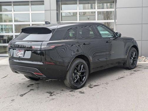 2026 Land Rover Range Rover Velar Dynamic SE