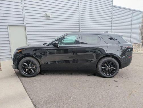 2026 Land Rover Range Rover Velar Dynamic SE