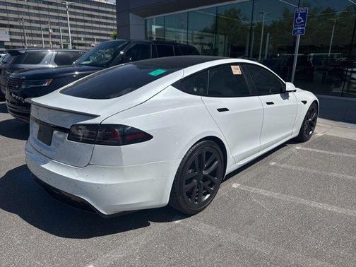 2022 Tesla Model S Base