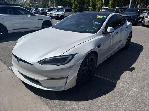 2022 Tesla Model S Base