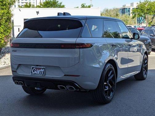 2025 Land Rover Range Rover Sport P530 Dynamic SE
