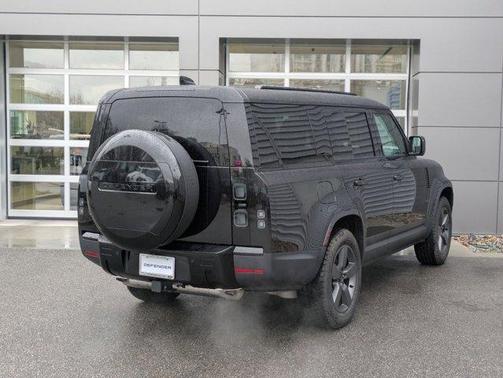 2026 Land Rover Defender P300 S