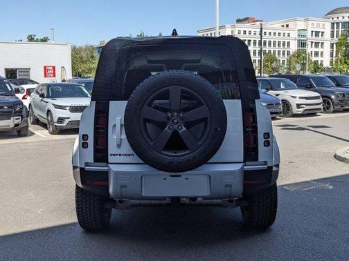 2025 Land Rover Defender P300