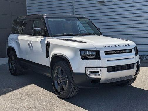 2025 Land Rover Defender P300