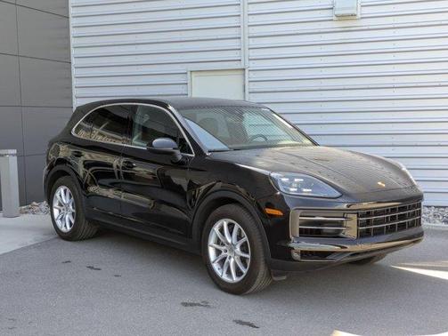 2024 Porsche Cayenne Base
