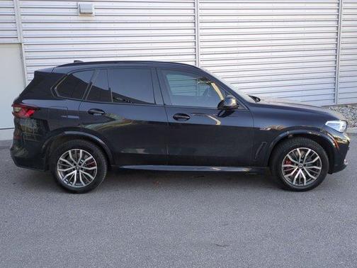Carbon Black Metallic 2023 BMW X5 PHEV xDrive45e